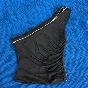 I.AM.GIA Black One-Shoulder Zip Tank